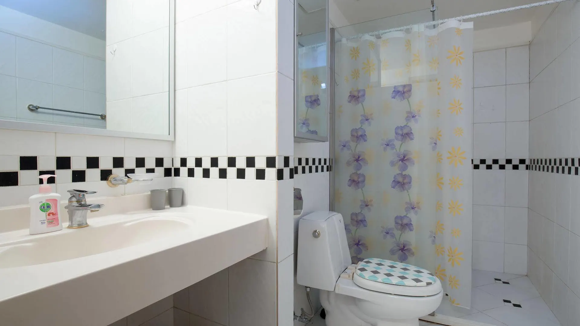 Samstay Seul 2*,  Güney Kore